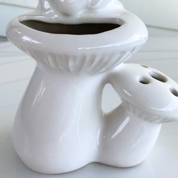Howard Pierce Pottery Frog on Mushroom Flower Vase in White - Very Rare - HTF - Picture 8 of 16